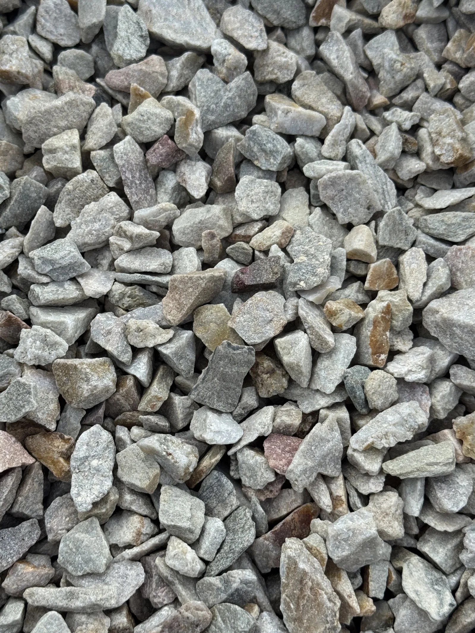 Donegal Quartz decorative stone, silver-grey quartz chippings