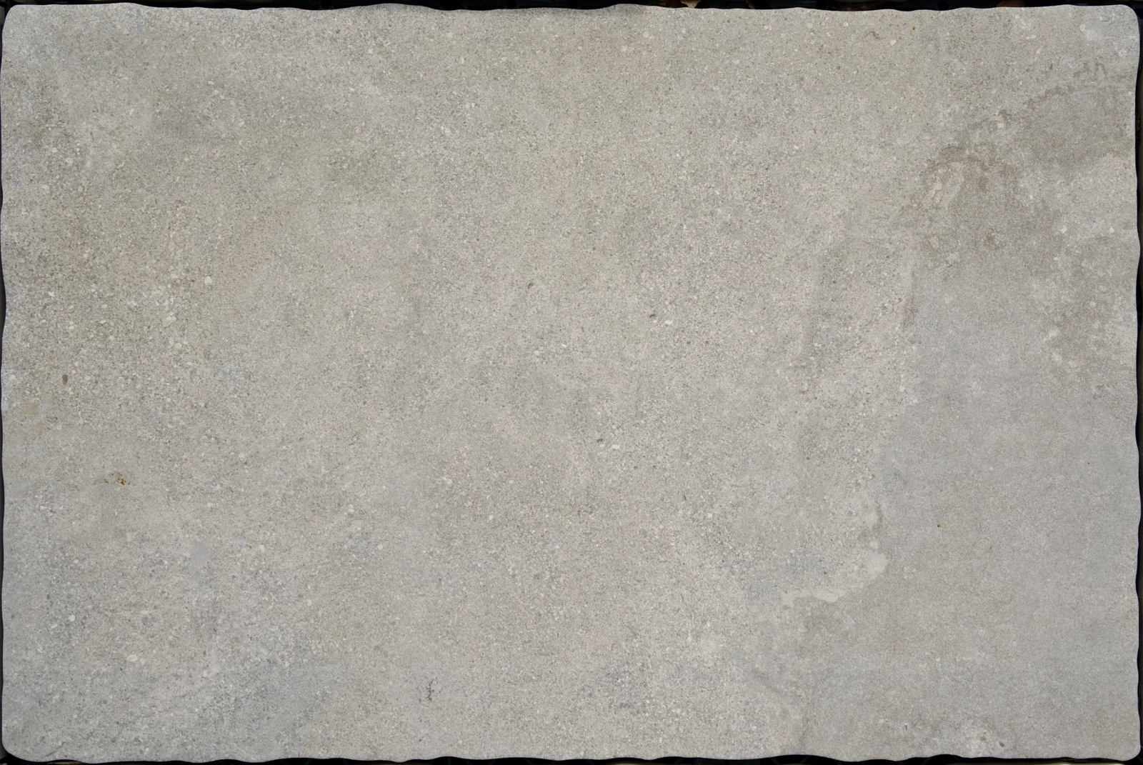 Mineral Nature outdoor porcelain tile, light beige stone effect